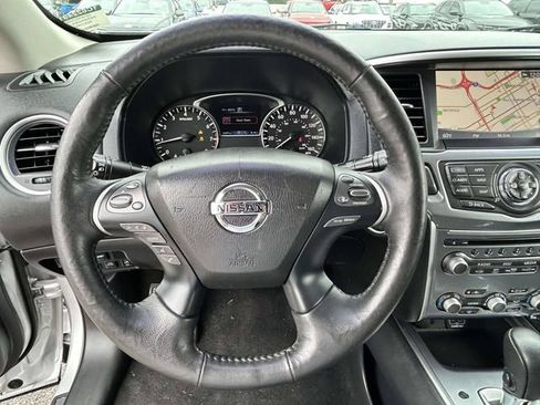 Used 2019 Nissan Pathfinder SL AWD/4WD image 21