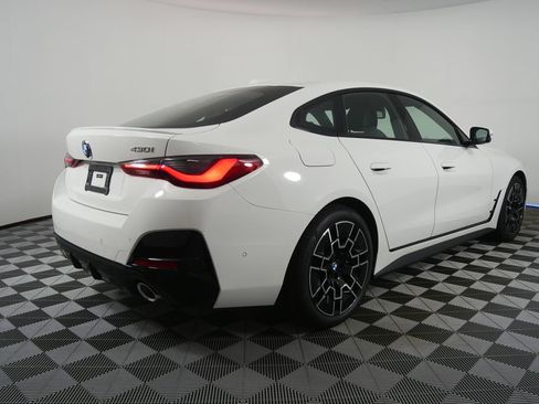 New 2026 BMW 430i w/ M Sport Package RWD image 3