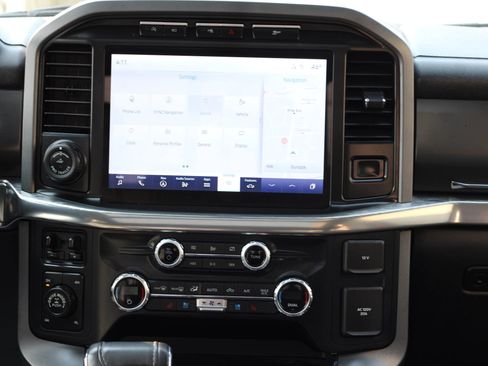 Used 2021 Ford F150 Lariat image 18