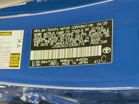 New 2025 Toyota Prius Plug-In Hybrid FWD image 28