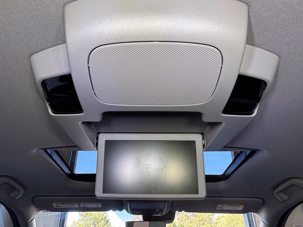 Used 2022 Honda Pilot Touring image 39