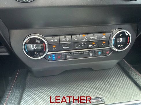 Used 2020 Ford Expedition Limited w/ Equipment Group 303A AWD/4WD image 16