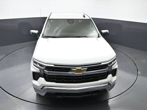 Used 2025 Chevrolet Silverado 1500 LT RWD image 38