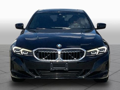Used 2023 BMW 330i Sedan w/ Parking Assistance Package RWD image 3