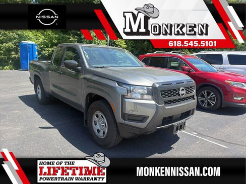 Used 2025 Nissan Frontier S RWD image 1