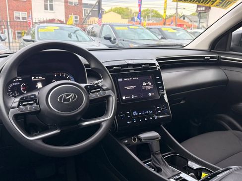 Used 2024 Hyundai Tucson SEL FWD image 17