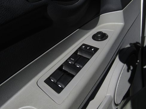 Used 2007 Dodge Charger SE w/ Comfort Seating Group image 19