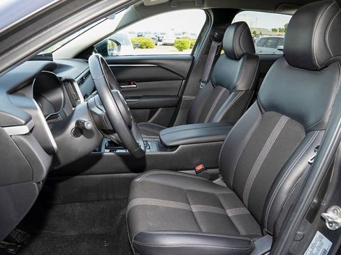 Used 2025 MAZDA CX-50 AWD 2.5 S w/ Preferred Package image 11