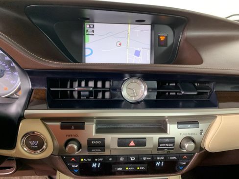 Used 2017 Lexus ES 350 image 25