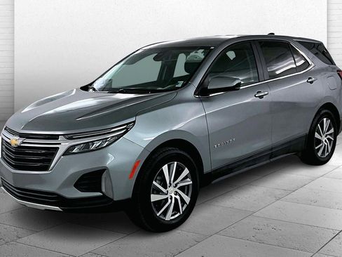 Used 2024 Chevrolet Equinox LT w/ LPO, Floor Liner Package image 3