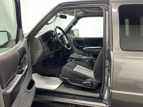 Used 2006 Ford Ranger XLT AWD/4WD image 2