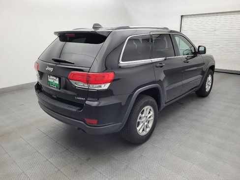 Used 2019 Jeep Grand Cherokee Laredo AWD/4WD image 9