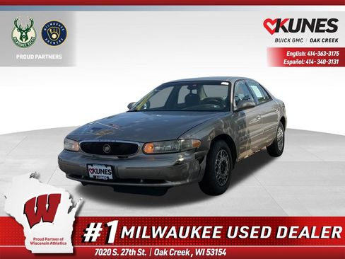 Used 2002 Buick Century Custom w/ Special Edition Pkg FWD image 1