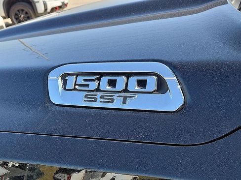 Used 2025 RAM 1500 Big Horn RWD image 14