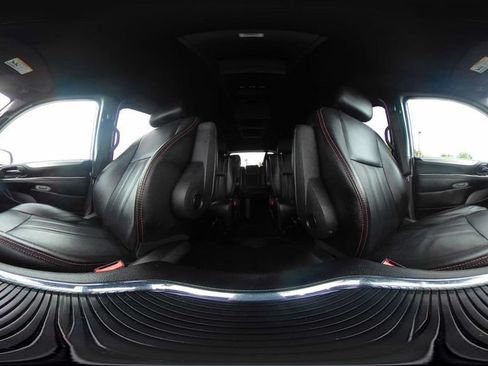Used 2019 Dodge Grand Caravan GT FWD image 26