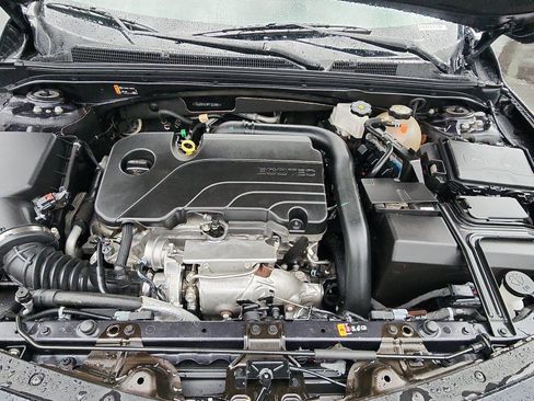 Used 2023 Chevrolet Malibu LT image 11