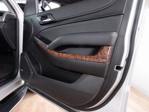 Used 2020 Chevrolet Tahoe Premier w/ Max Trailering Package image 21