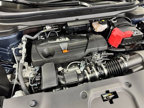 Used 2025 Acura RDX SH-AWD image 37