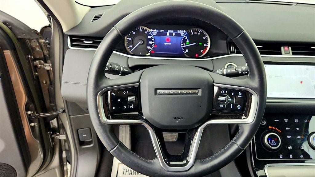 Used 2023 Land Rover Range Rover Evoque SE AWD/4WD image 15