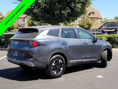 New 2026 Kia Sportage LX image 4