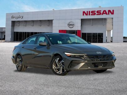 Used 2025 Hyundai Elantra SEL