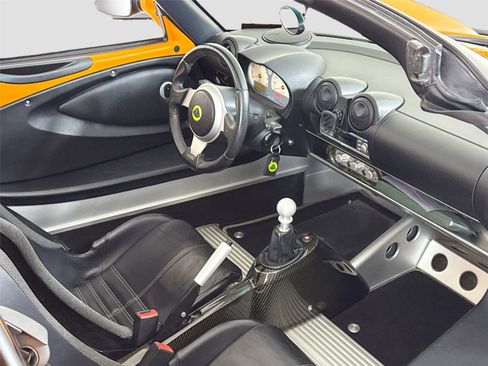 Used 2005 Lotus Elise image 24