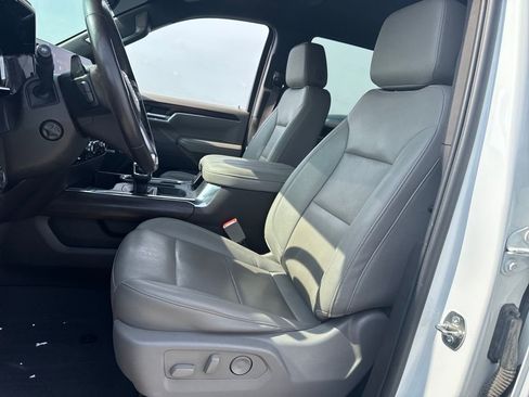 Used 2023 GMC Sierra 1500 SLT w/ SLT Premium Package image 16