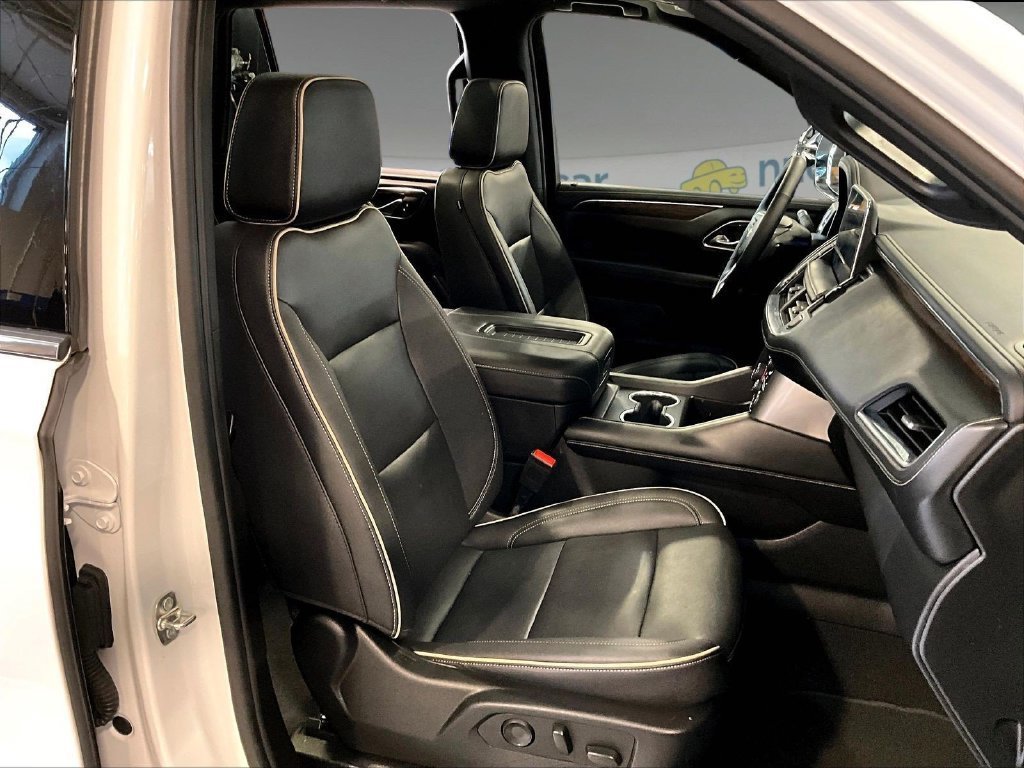 Used 2023 Chevrolet Tahoe Premier AWD/4WD image 11