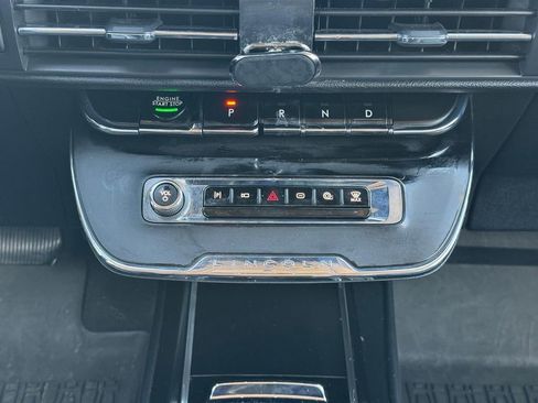 Used 2023 Lincoln Corsair Grand Touring image 18