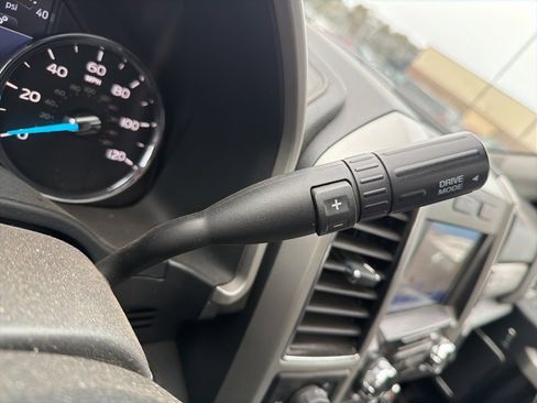 Used 2021 Ford F250 Lariat image 27