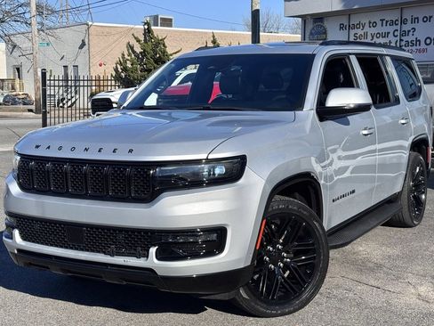 Used 2022 Jeep Wagoneer Series I image 3