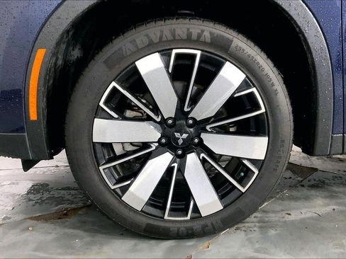 Used 2025 Mitsubishi Outlander SE AWD/4WD image 9