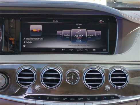 Used 2016 Mercedes-Benz S 550 Sedan image 21