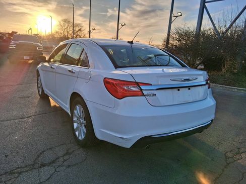 Used 2013 Chrysler 200 Limited image 5