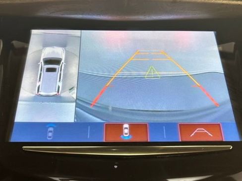 Used 2020 Cadillac Escalade Premium Luxury image 31