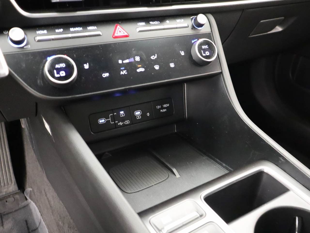 Used 2026 Hyundai Sonata SEL FWD image 11