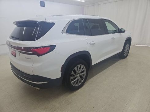 Used 2026 Buick Enclave Preferred FWD image 13