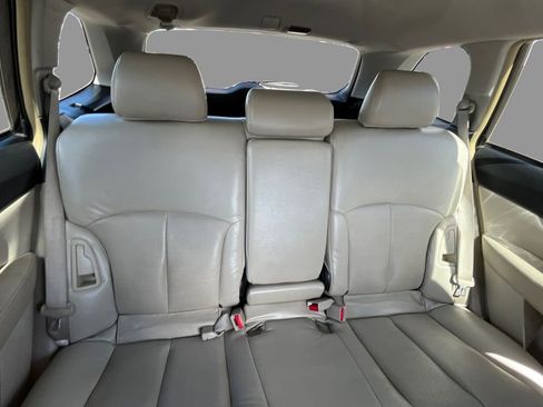 Used 2014 Subaru Outback 2.5i Premium AWD/4WD image 13