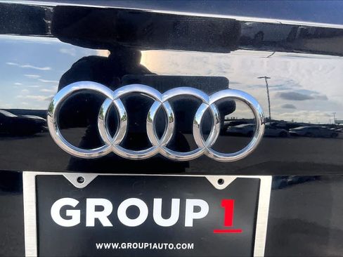 Used 2019 Audi Q7 3.0T Prestige AWD/4WD image 10
