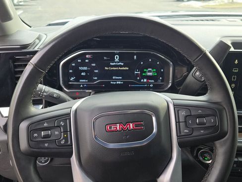 Used 2025 GMC Sierra 1500 SLT image 28