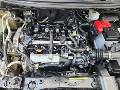 Used 2021 Nissan Versa SV image 22