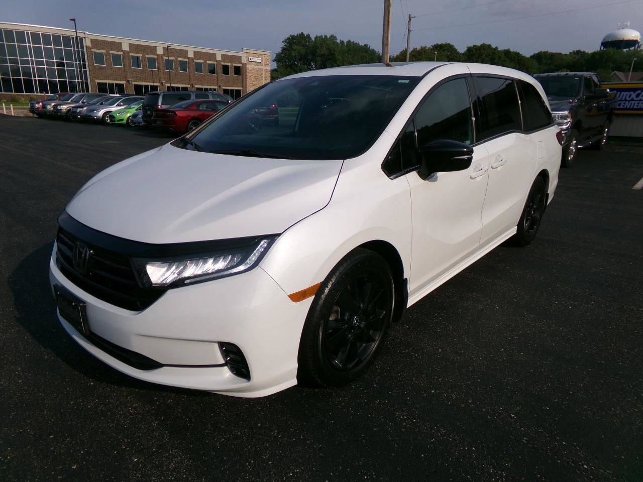 Used 2023 Honda Odyssey Sport image 5