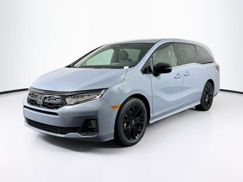 Used 2025 Honda Odyssey Sport-L image 3