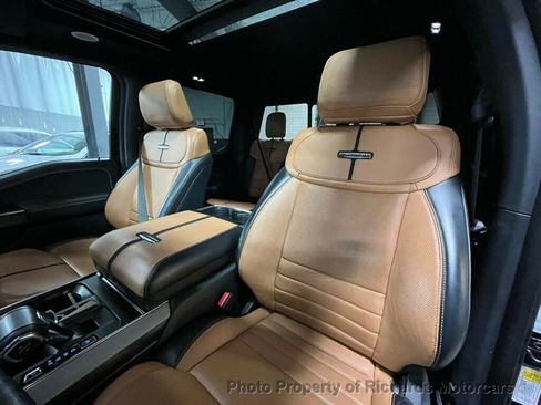 Used 2023 Ford F150 Platinum image 21