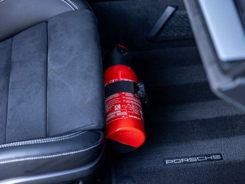 Certified 2024 Porsche 911 GT3 image 52