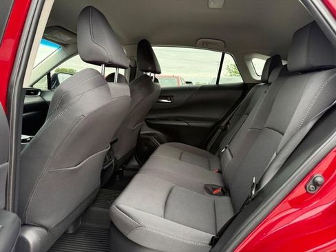 Used 2023 Toyota Venza LE AWD/4WD image 10