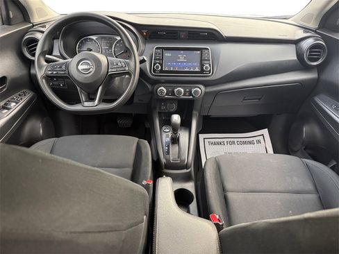 Used 2023 Nissan Kicks S image 10