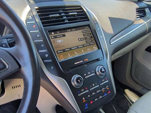 Used 2019 Lincoln MKC Reserve w/ MKC Climate Package AWD/4WD image 15