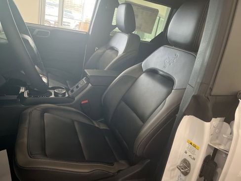 New 2026 Ford Bronco Outer Banks AWD/4WD image 19