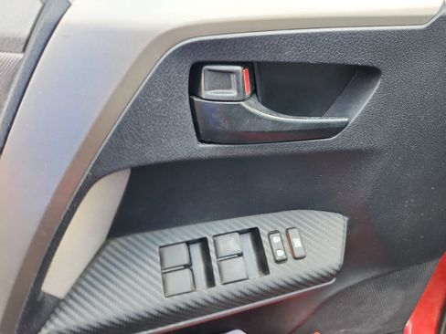 Used 2013 Toyota RAV4 LE FWD image 16